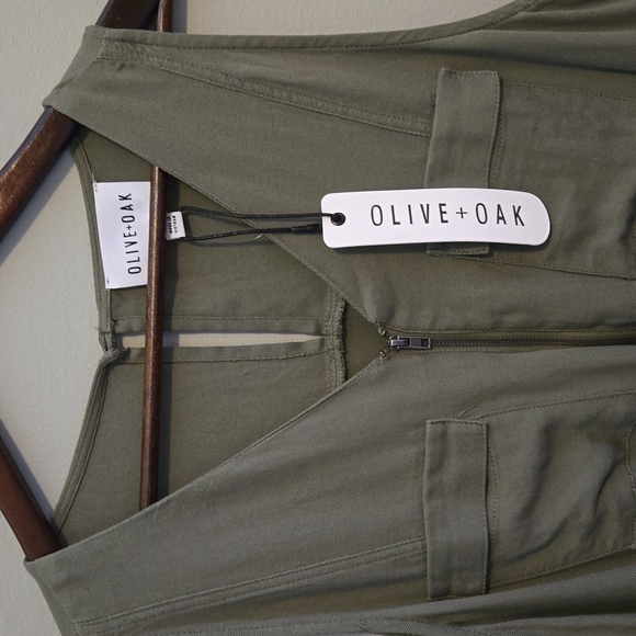 Olive + Oak Romper - Picture 5 of 8